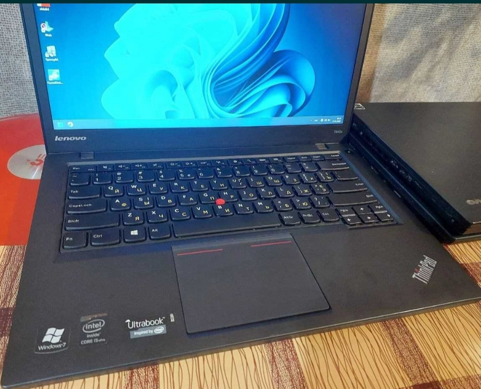 Ноутбук Lenovo Think Pad T440S/ HD+/ CORE 15-4300u / 8Gb./ SSD256Gb. Київ - фото 7