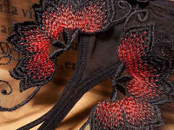 Еротичні труси жіночі з розрізом універсальний чорний Київ