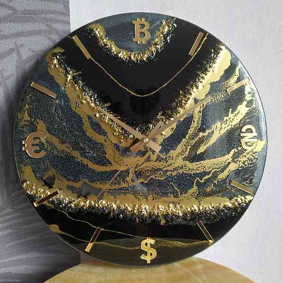 Настіний годинник з епоксидної смоли ручної роботи Дніпро