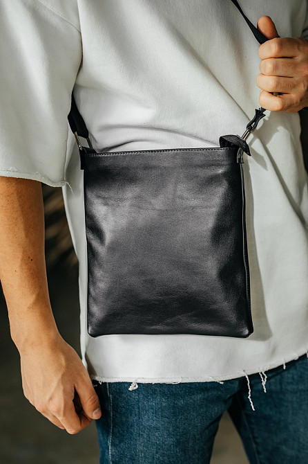 Мужская кожаная сумка из натуральной кожи, черная сумка через плечо, вместительная качественнаяMasterSem Киев - изображение 7