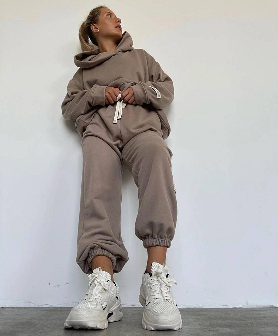 Жіночий стильний костюм з імітацією футболки, тринитка на флісі Бежевий Одеса - фото 2