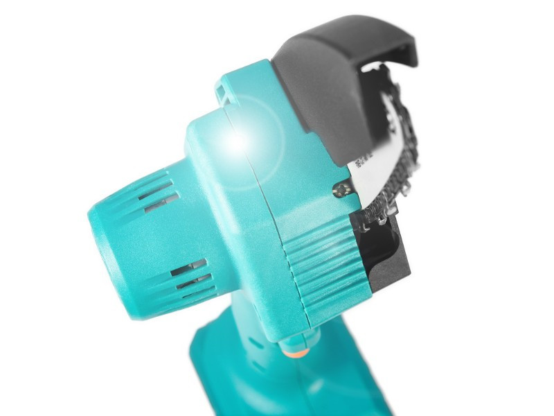 Аккумуляторная пила цепная 4