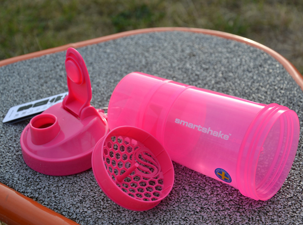 Шейкер спортивний SmartShake Original2GO 600ml Neon Pink Каменское - изображение 10
