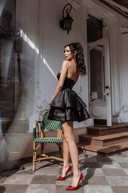 Жіноче святкове елегантне мініплаття з корсетним верхом, тканина: атлас Чорний, 42 Одеса - фото 3