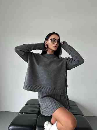 Жіночий трендовий костюм спідниця плісе з високою талією + оверсайз светр Одеса