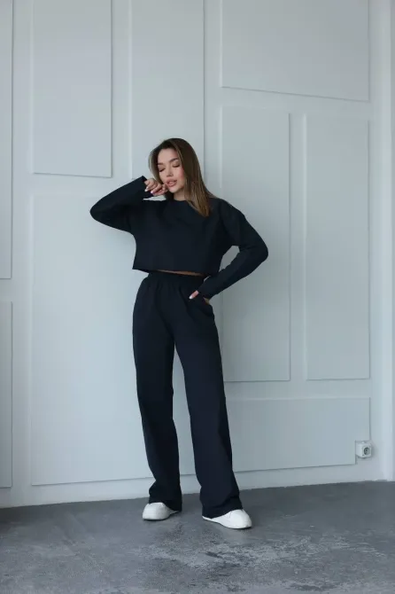 Стильний костюм із кроп-світшотом та прямими штанами Одеса - фото 17