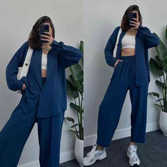 Женский легкий брючный костюм двойка: рубашка и брюки американский креп Темно-синий, 44/46 Одесса