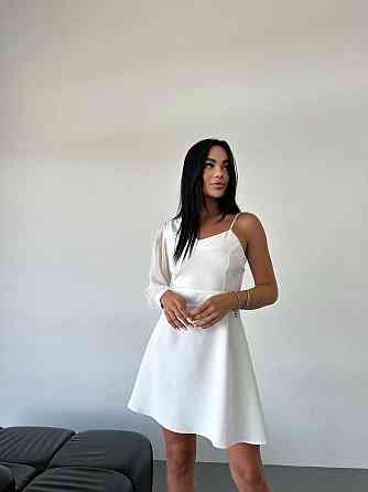 Женское праздничное мини платье на одно плечо костюмка с шифоновыми рукавами Белый, 44 Одесса