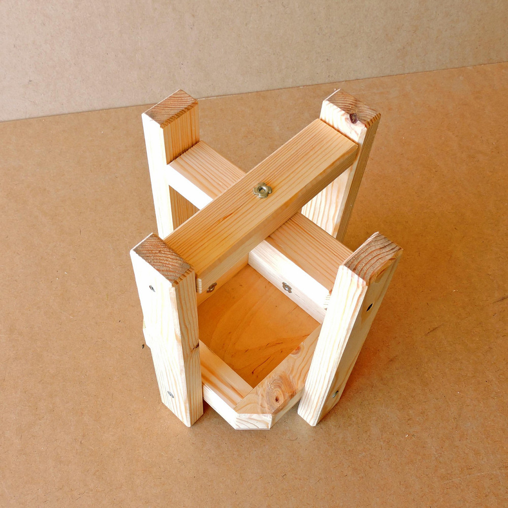 Подставка для цветов 