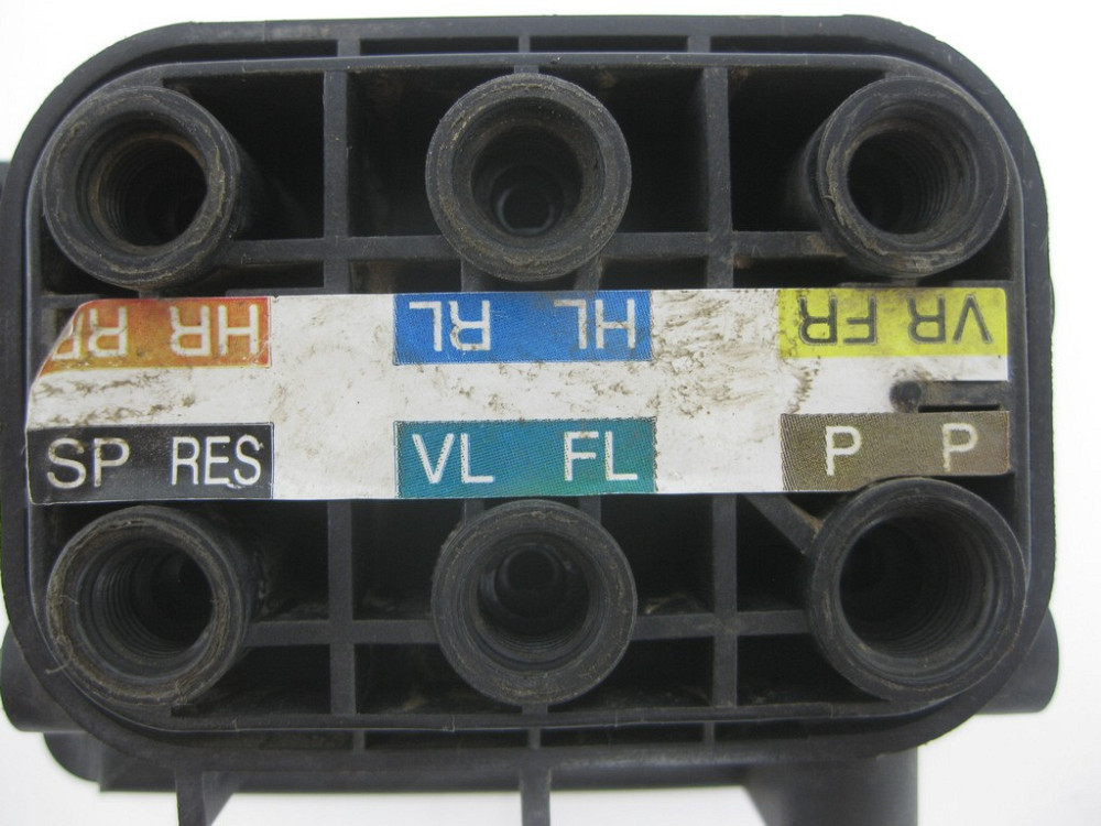 Mercedes-Benz  A2123200358 Блок клапанів пневмопідвіски ML W164 R-class short W251 CL C216 S-class short W221 CLS C218 ML/GLE W166 GLE Coupe C292 S-cl Одеса - фото 10