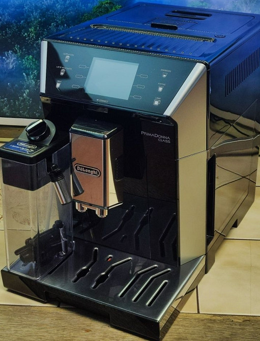 Кофеварка Delonghi PrimaDonna Class/ Latte/ Cappuccino / Укр. Мова. Киев - изображение 6