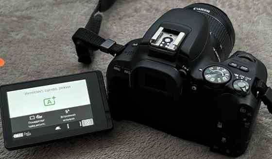 Фотоаппарат Зеркальный Canon 200D EF-S 18-55mm STM. Киев