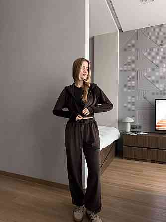 Женский стильный костюм двойка в стиле спорт шик со стразами на ягодицах велюр Шоколадный, 42/44 Одесса