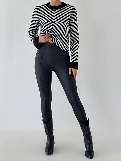 Жіночий оверсайз светр з геометричним принтом машинна вʼязка Одеса - фото 2