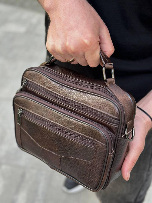 Мужская кожаная сумка барсетка 23х19х7, мессенджер через плечо с ручкою коричневая BEXHILL 61881B Киев - изображение 9