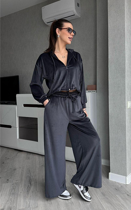 Жіночий стильний костюм з турецького королівського велюру Графітовий, 46/48 Одеса - фото 2