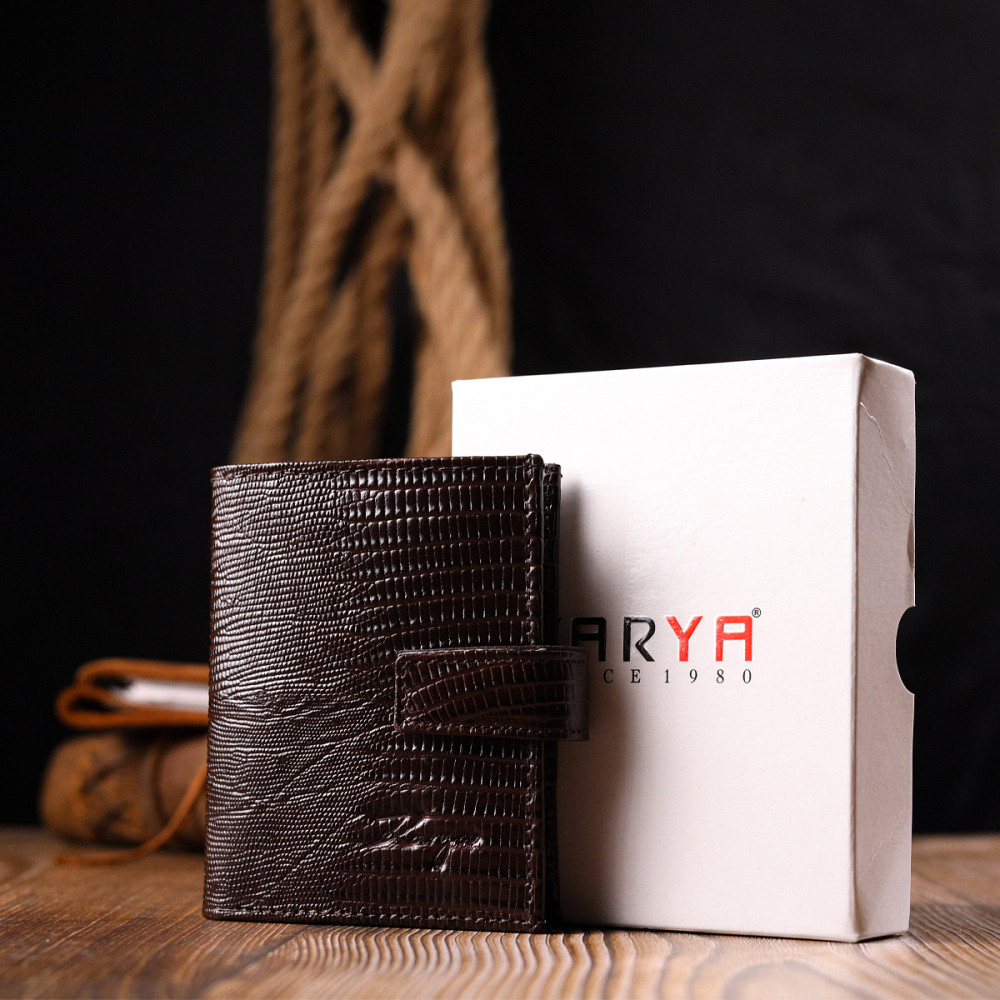 Місткий вертикальний чоловічий гаманець із фактурної шкіри KARYA 20991 Коричневий Київ - фото 10