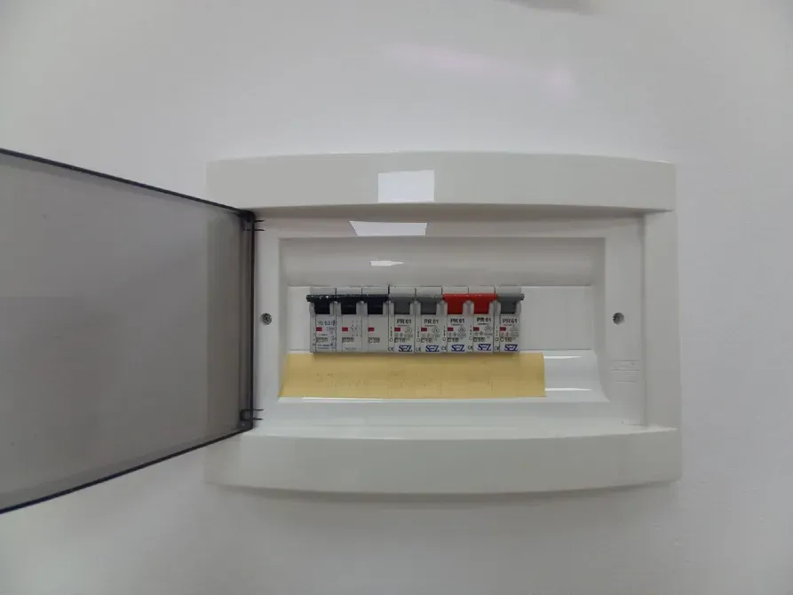 Офіси з гарним ремонтом, 6 поверх Самий центр міста (вул Шевченка) Зручне планування, просторі кімнати (див. план), свій туалет і комірки Дніпро - фото 7