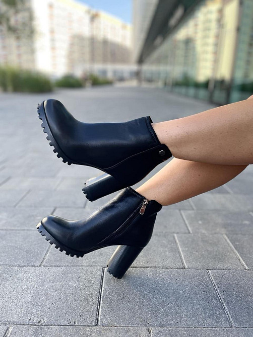 Жіночі черевики VELONY чорні натуральна шкіра висота 10см каблук 8см (6113-W405) Коломыя - изображение 6
