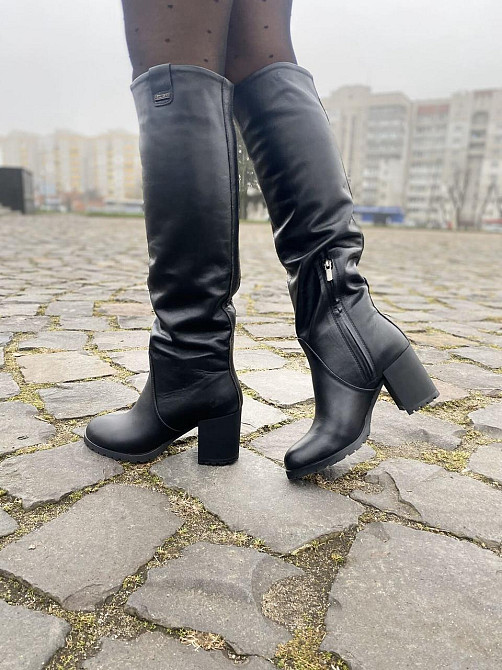 Valiente Високі чоботи жіночі демісезонні весна-осінь на стійкому каблуці чорні з натуральної ш Коломыя - изображение 7