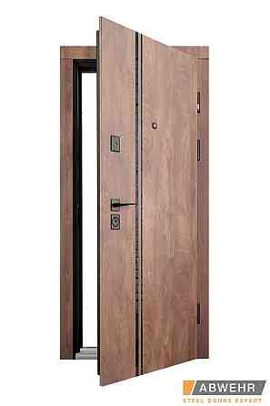 Двері вхідні квартирні. 3 контурні, модель 572/0 RIVIERA замки KALE 860 Київ