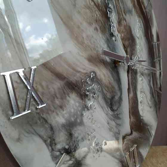 Часы настенные 40 см из эпоксидной смолы ручной работы Днепр