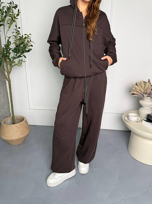 Женский стильный повседневный костюм двойка из качественной трехнитки диагональ Шоколад Одесса - изображение 5