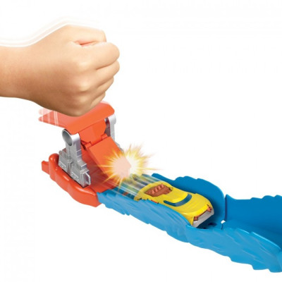 Автотрек Hot Wheels Порятунок від горили серії &quot;Небезпечні створіння&quot; (HDR30) Вінниця - фото 4