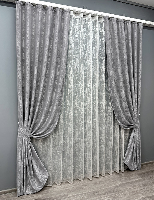 Комплект штор VR-Textil Жакард Мармур 150х270 2шт і Тюль 600х270 1668ш-1400т Сірий з білим 71-001/5 Київ - фото 2