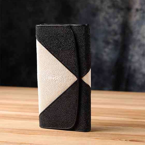 Гаманець жіночий STINGRAY LEATHER 18103 з натуральної шкіри морського ската Чорний Київ