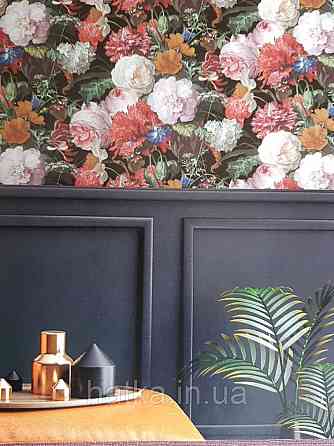Шпалери флізелінові еко Decoprint Essentials EE22539 квіти яскраві великі різного кольору на чорному фоні Київ