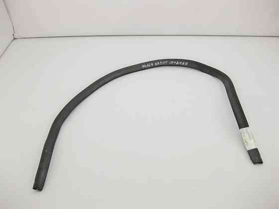 Mercedes-Benz  A1648890298 Ущільнювальна гумка середня на перегородці відсіку моторного ML W164 GL X164 Одесса