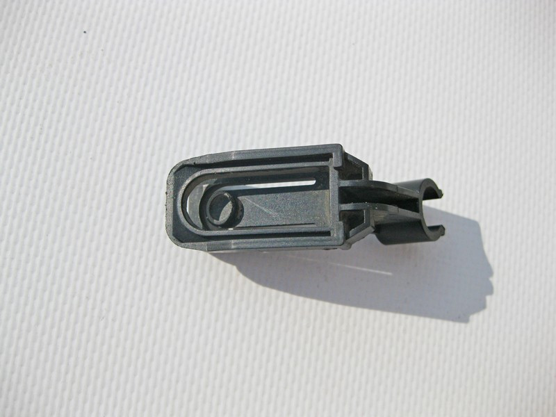 Mercedes-Benz  A2205461243 Пластиковий тримач дроту ABS на задній балці S-Class W220 Одесса - изображение 6