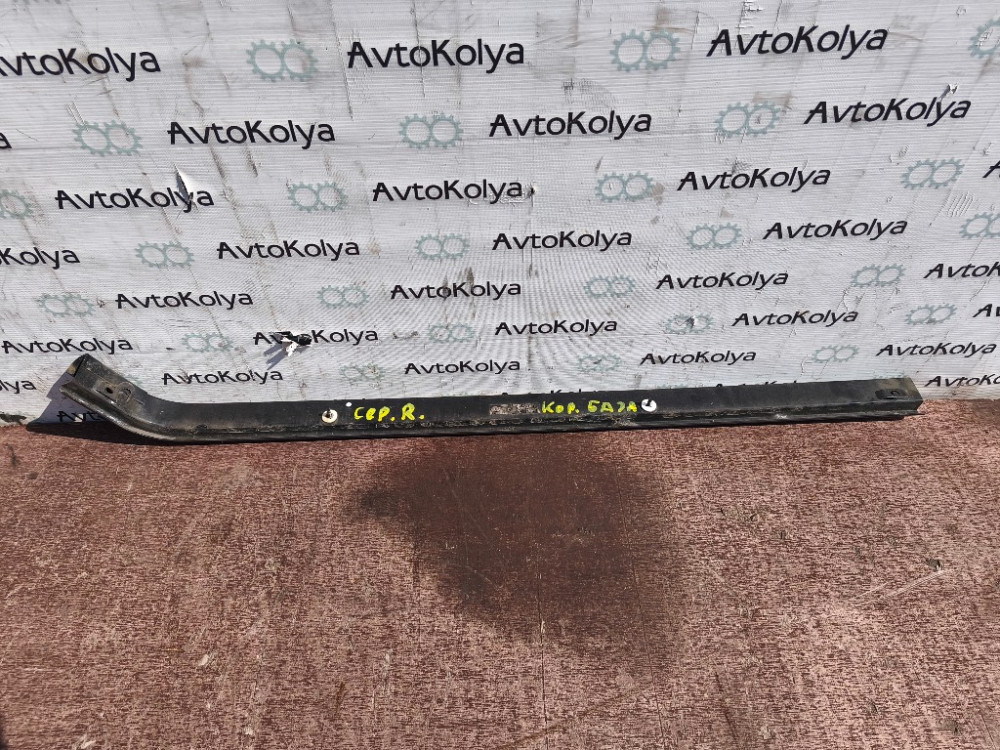 Направляюча бокових дверей середня права Opel Vivaro 2001-2013 (коротка база) Ковель - фото 2