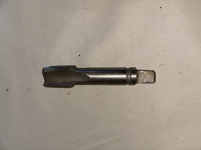 Мітчик машинно-ручний М33х1.5. HSS. СССР. Харків - фото 1