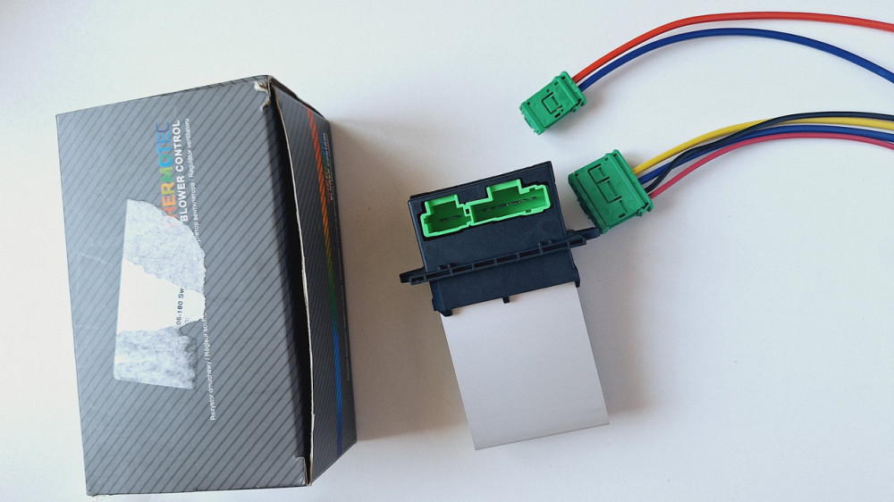 Регулятор обертів вентилятора обдування салону (клімат контроль) код 7701207718 Renault Scenic Megane 2 Одеса - фото 4