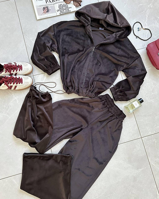 Женский теплый повседневный велюровый костюм, спорт велюр Шоколад, 48/52 Одесса - изображение 1