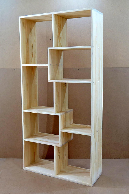 Книжный стеллаж 