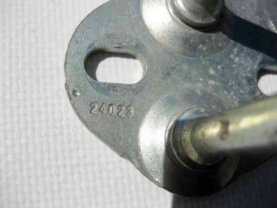 Mercedes-Benz  A2039230232 Вушка - петля замка 2-го ряду сидінь праворуч C-Class S203 CLC Sportcoupe C203 B-Class W245 Одесса