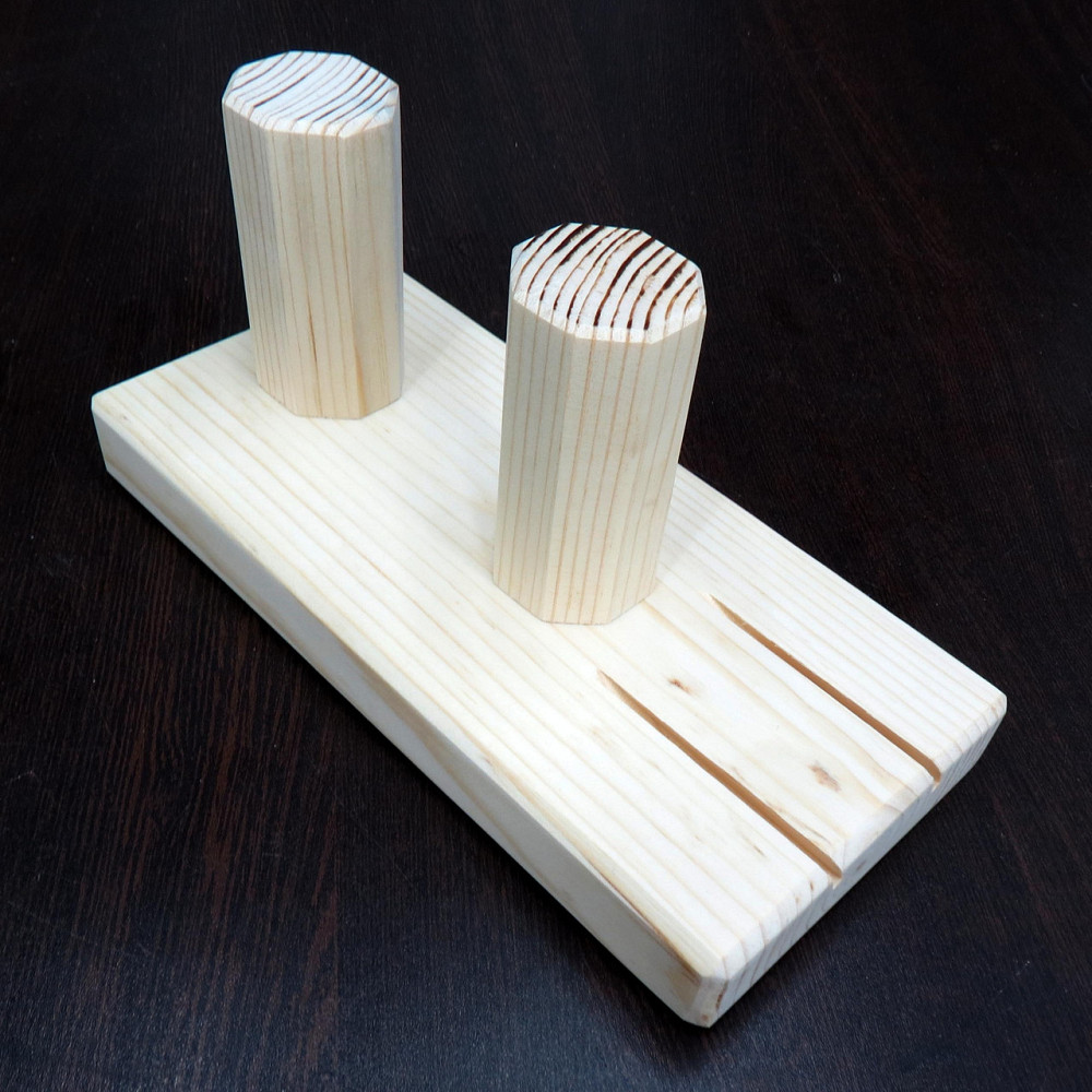 Настенный держатель гитары 