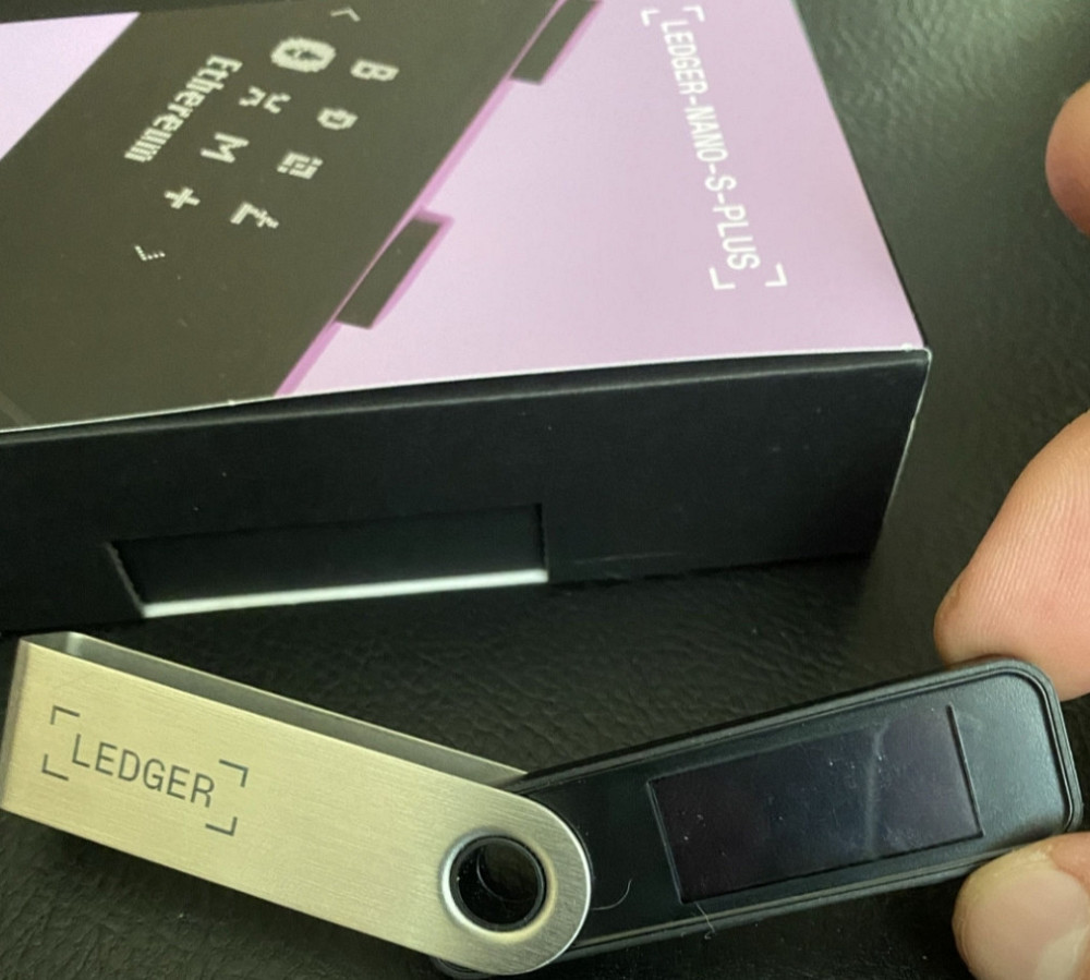 Сетевое оборудование: Ledger Nano s Plus Киев - изображение 1