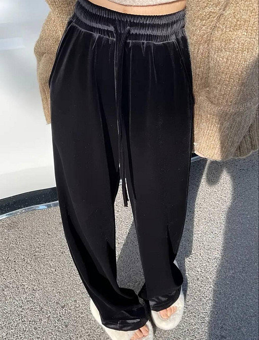 Женские повседневные брюки прямого кроя из мягкой ткани велюр Одесса - изображение 2