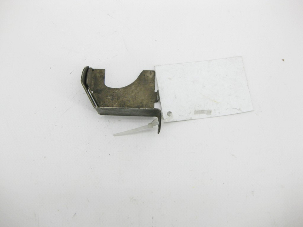 Mercedes-Benz  A6420162824 Захисний екран датчика коленвала ML W164 CLS C218 S-Class W221 W222 E-Class W212 W213 C207 C238 Одесса - изображение 4