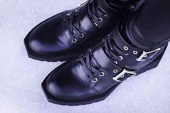 Черевики жіночі шкіряні демісезонні весна-осінь на низькому ходу чорні (2761) р. 38-40 / Череви Коломыя