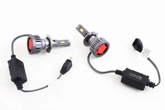 Лампа диодная   H7  12В 10000лм/5500К/50Вт/CSP3570 Cyclone с кулером Винница