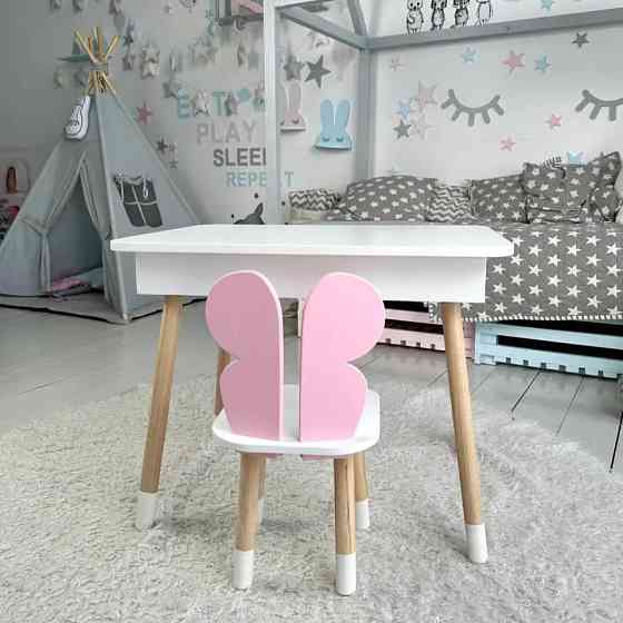 Детский столик с откидной крышкой и стульчик 