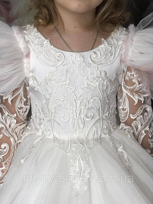 Длинное нарядное пудровое платье с ажурными рукавами на 5-7 лет Кривой Рог - изображение 5