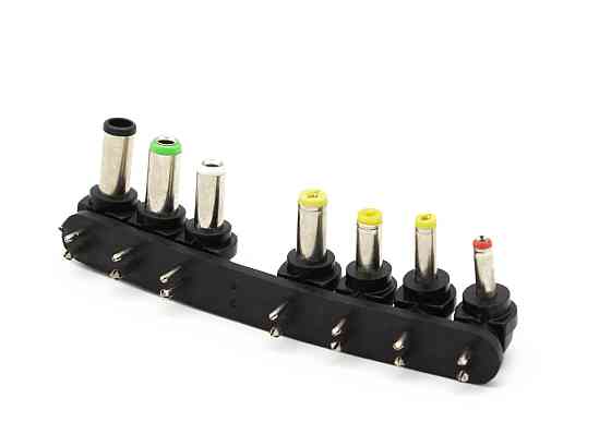 Блок живлення імпульсний універсальний SL-668 3.0A/ 6 або 8 насадок - 3/4,5/6/7,5/9/12V - 1322 Дніпро