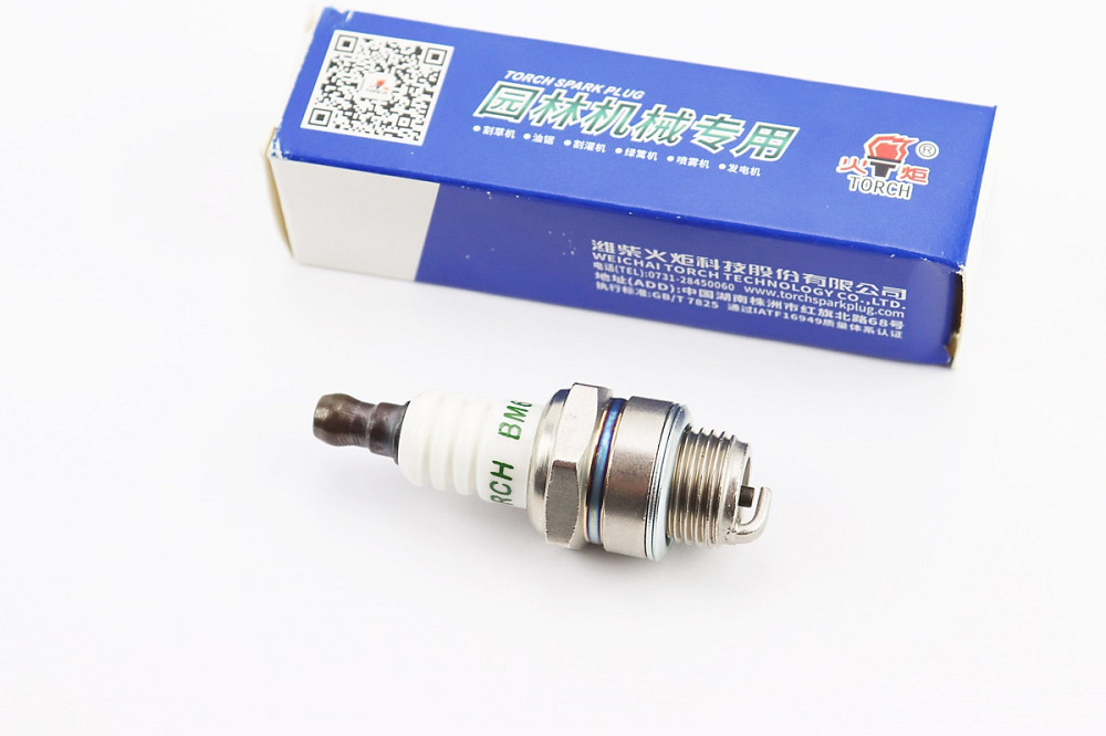 Свічка 2Т BM6A - M14 L8 - пили / коси Киев - изображение 1