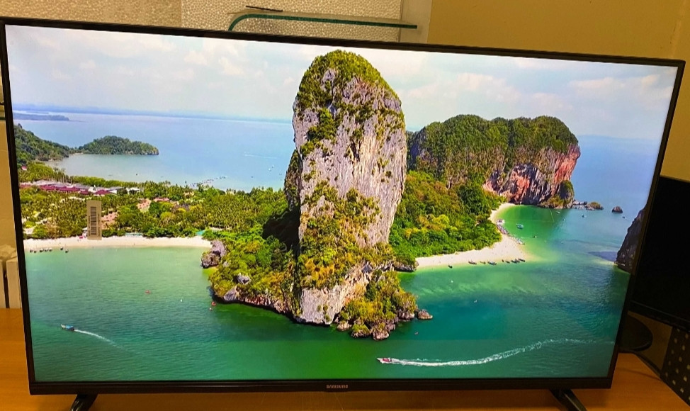 Потужний 4К Телевізор Samsung Smart TV 39" екран lPS T2, WiFi Харків - фото 1